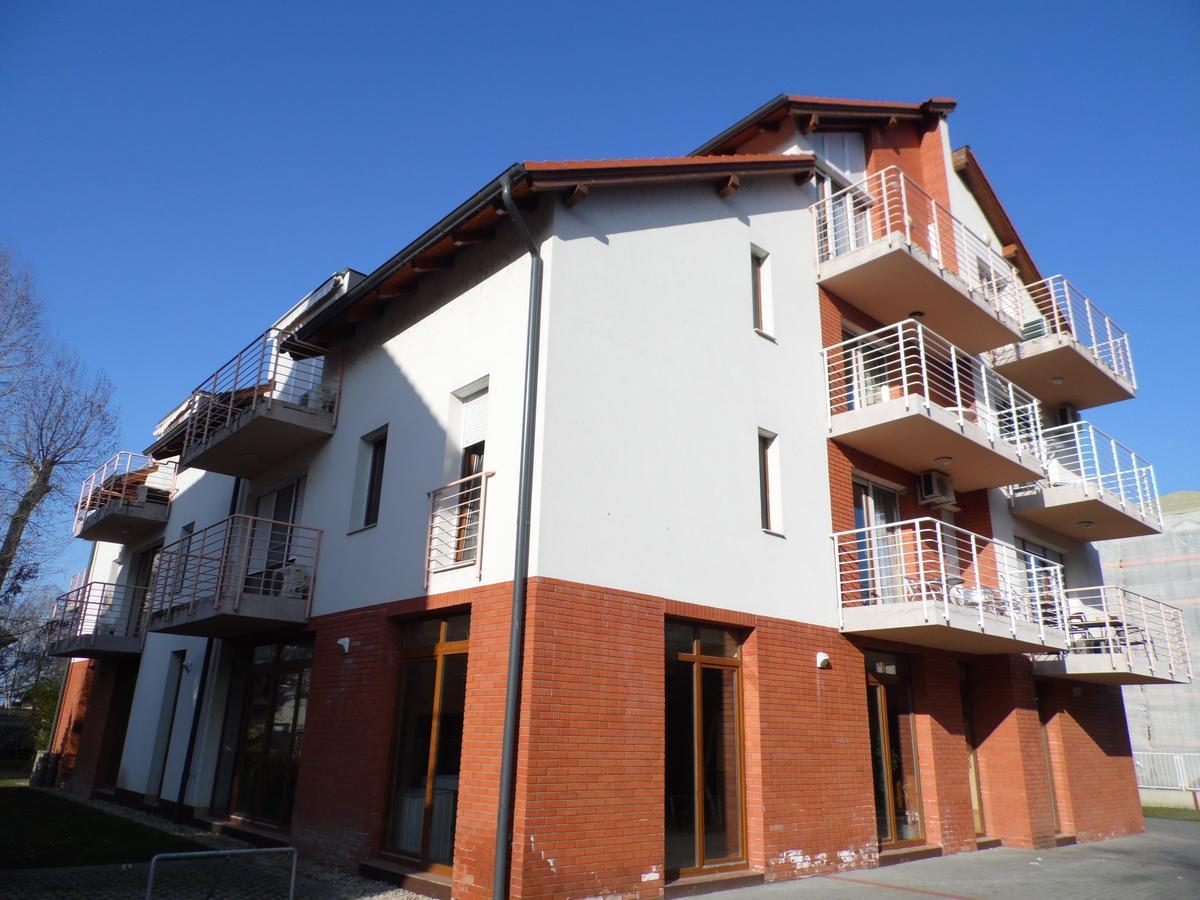 Dorina Wellness Apartment Siofok Exterior photo